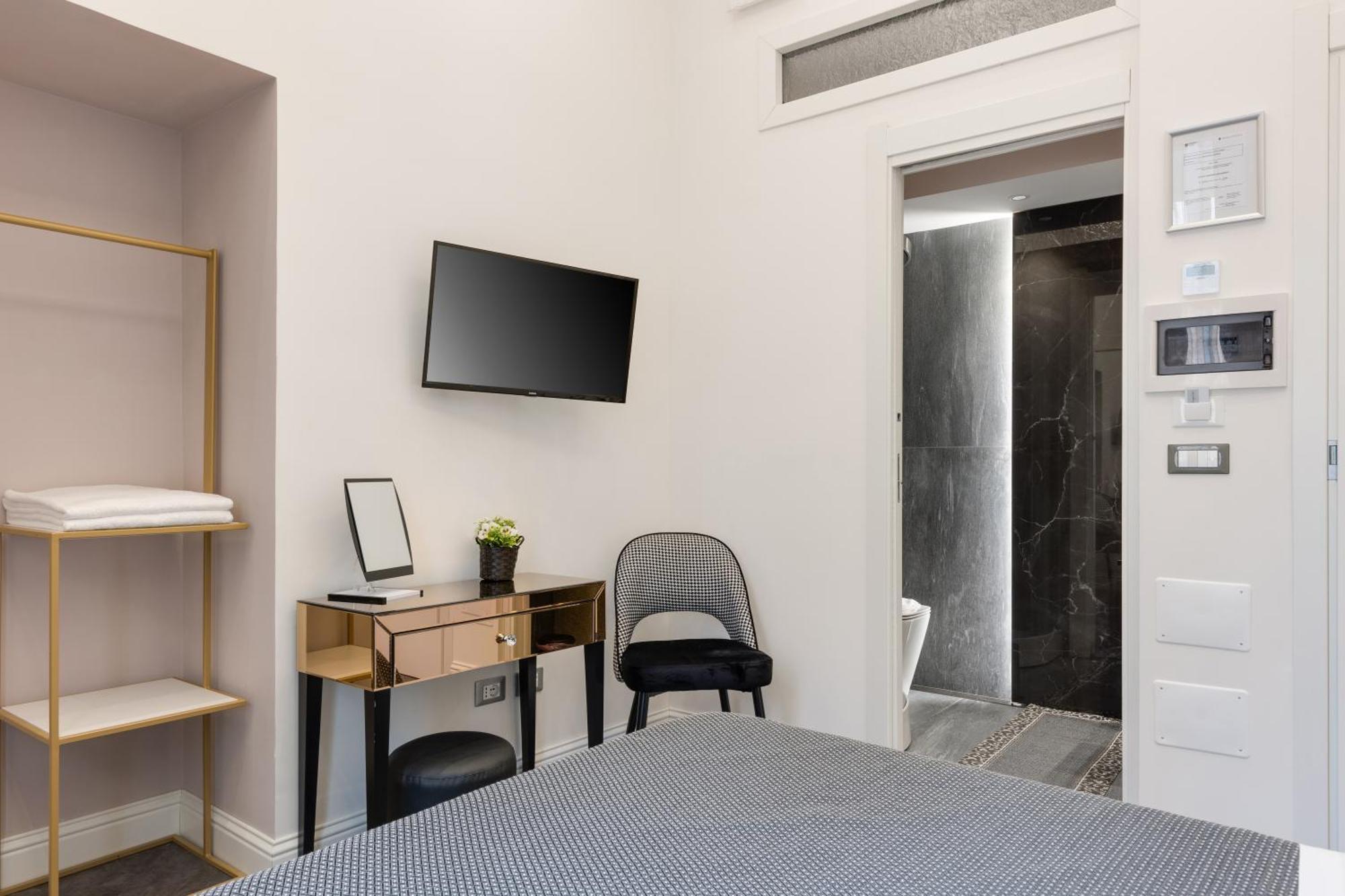 Hotel Antiqua Domus Rzym Zewnętrze zdjęcie